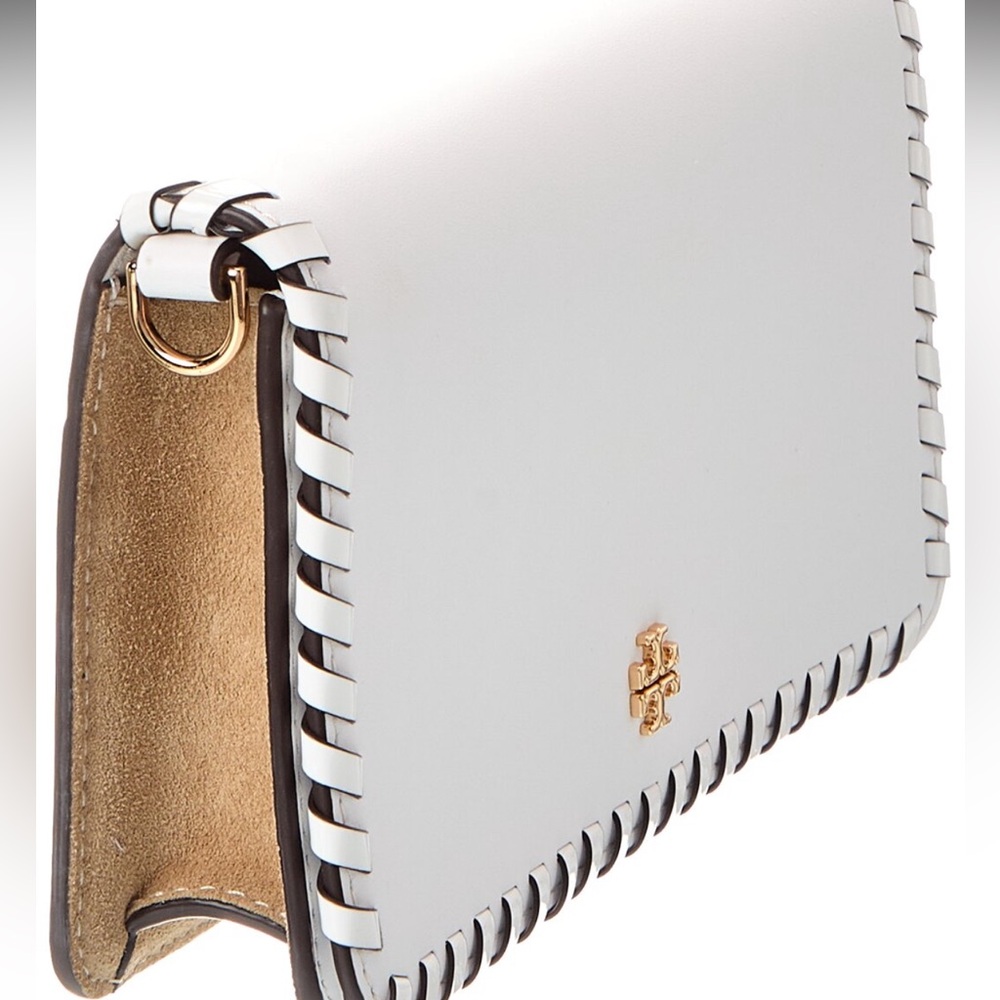 Tory Burch White Shoulder Bag with Gold Details - Picture 3 of 4